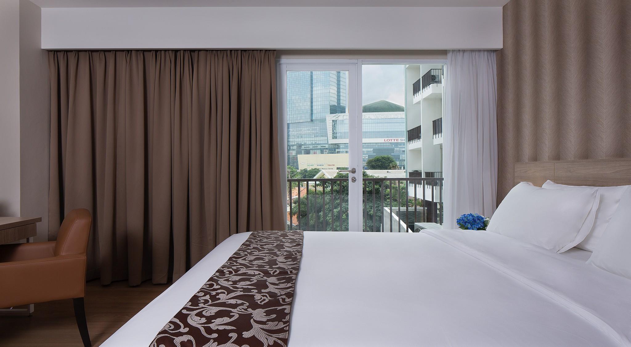 Ayaka Suites Джакарта Екстериор снимка