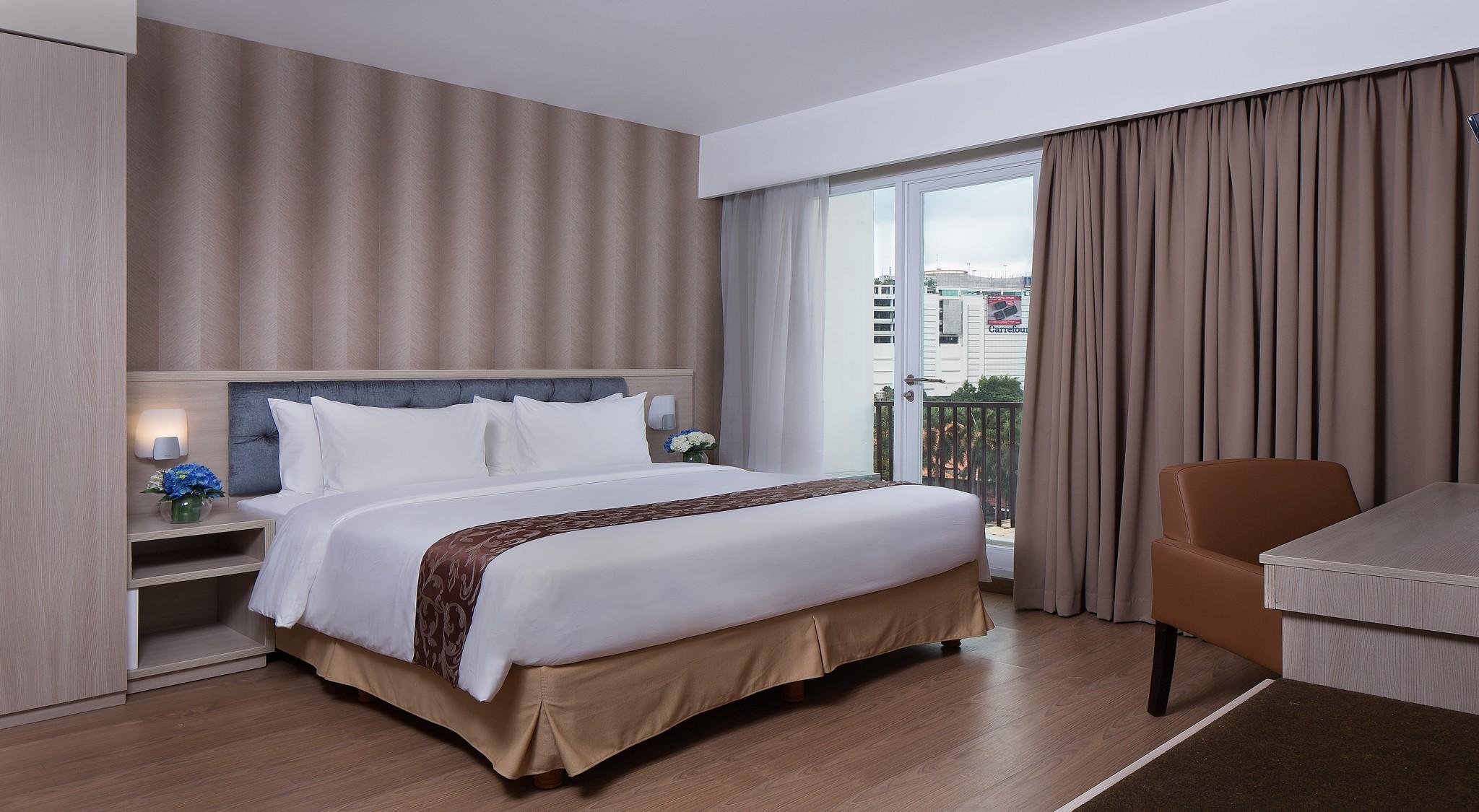 Ayaka Suites Джакарта Екстериор снимка