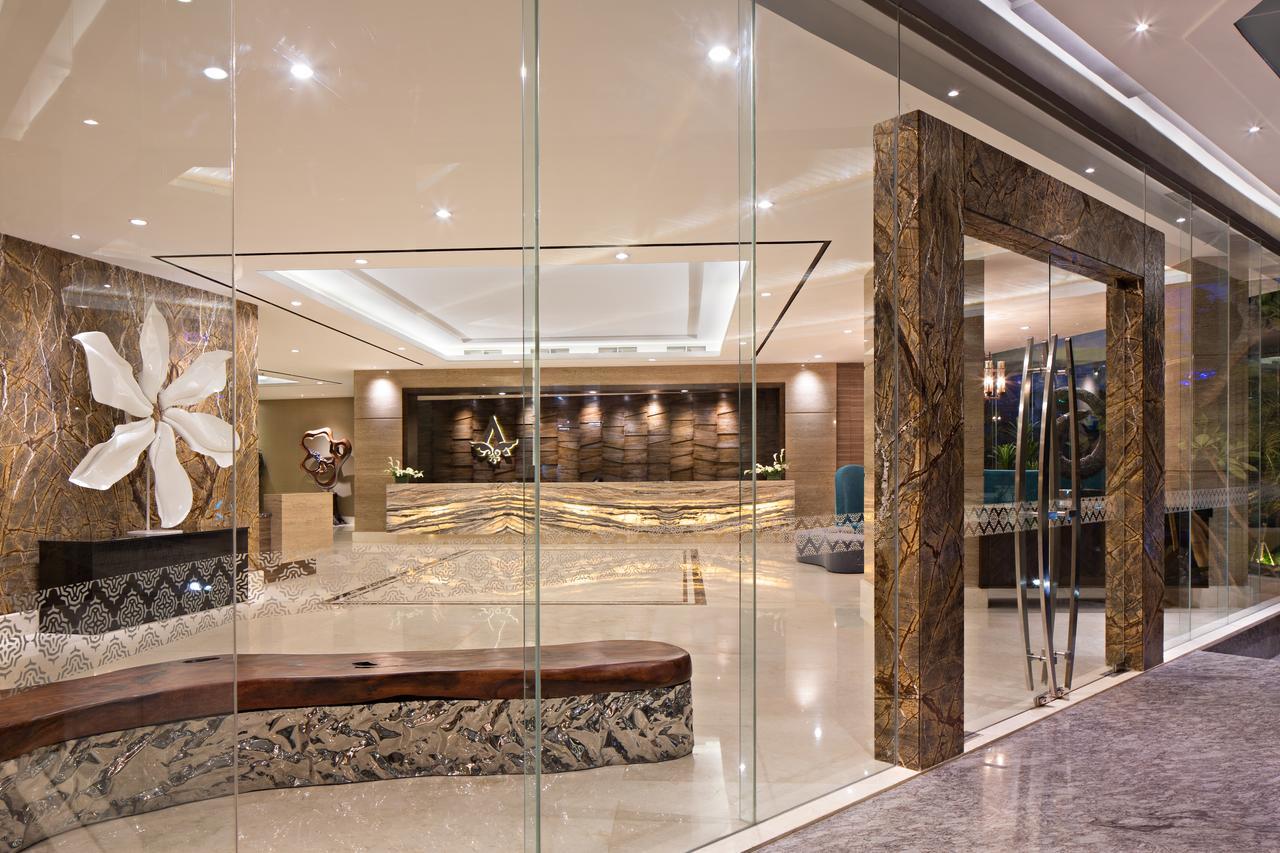 Ayaka Suites Джакарта Екстериор снимка