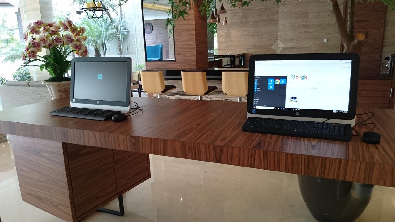 Ayaka Suites Джакарта Екстериор снимка