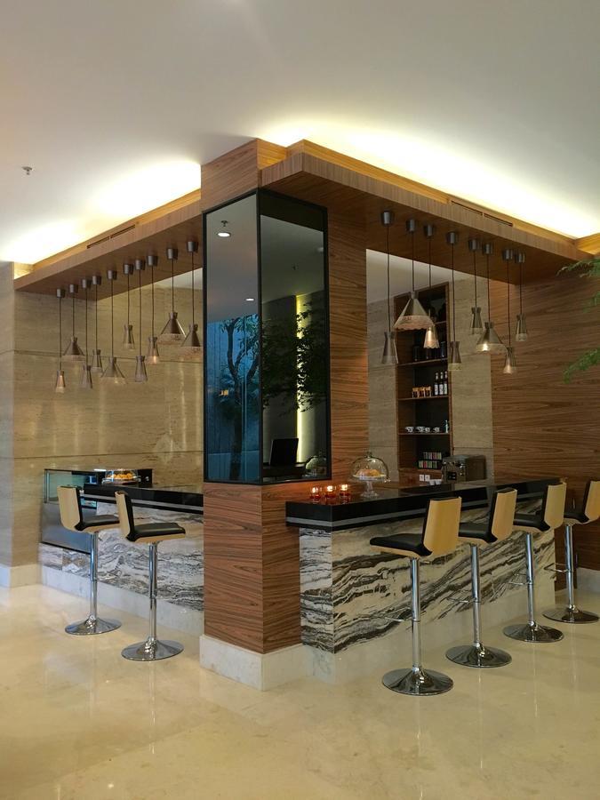 Ayaka Suites Джакарта Екстериор снимка