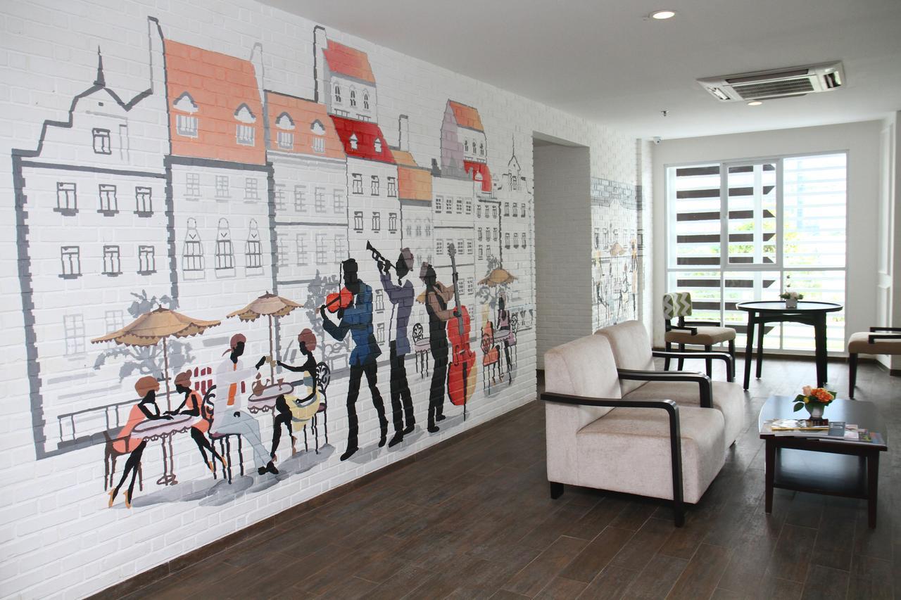Ayaka Suites Джакарта Екстериор снимка